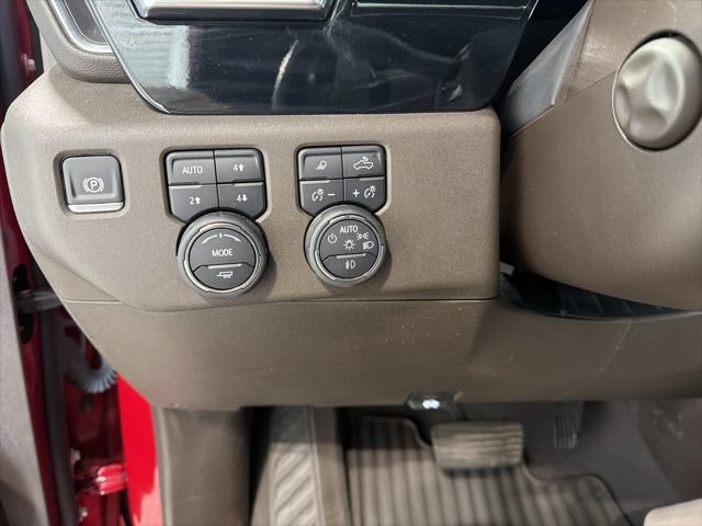 Used 2024 Chevrolet Silverado 1500 LTZ w/ LTZ Convenience Package II AWD/4WD image 10