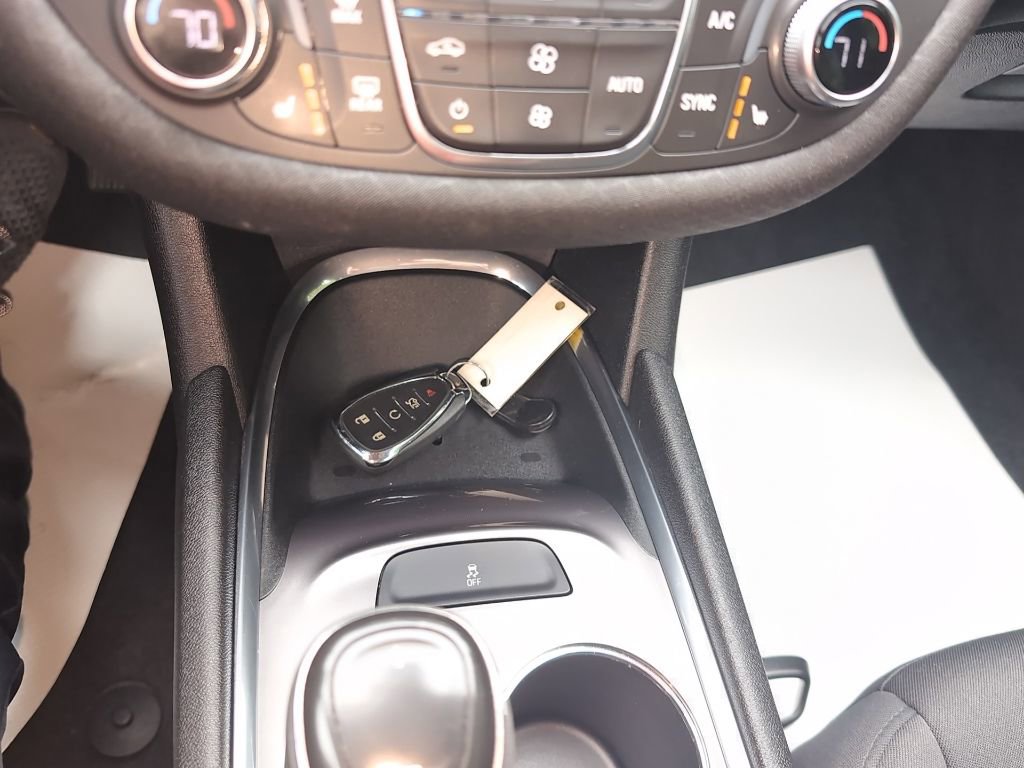Used 2019 Chevrolet Malibu LT FWD image 18