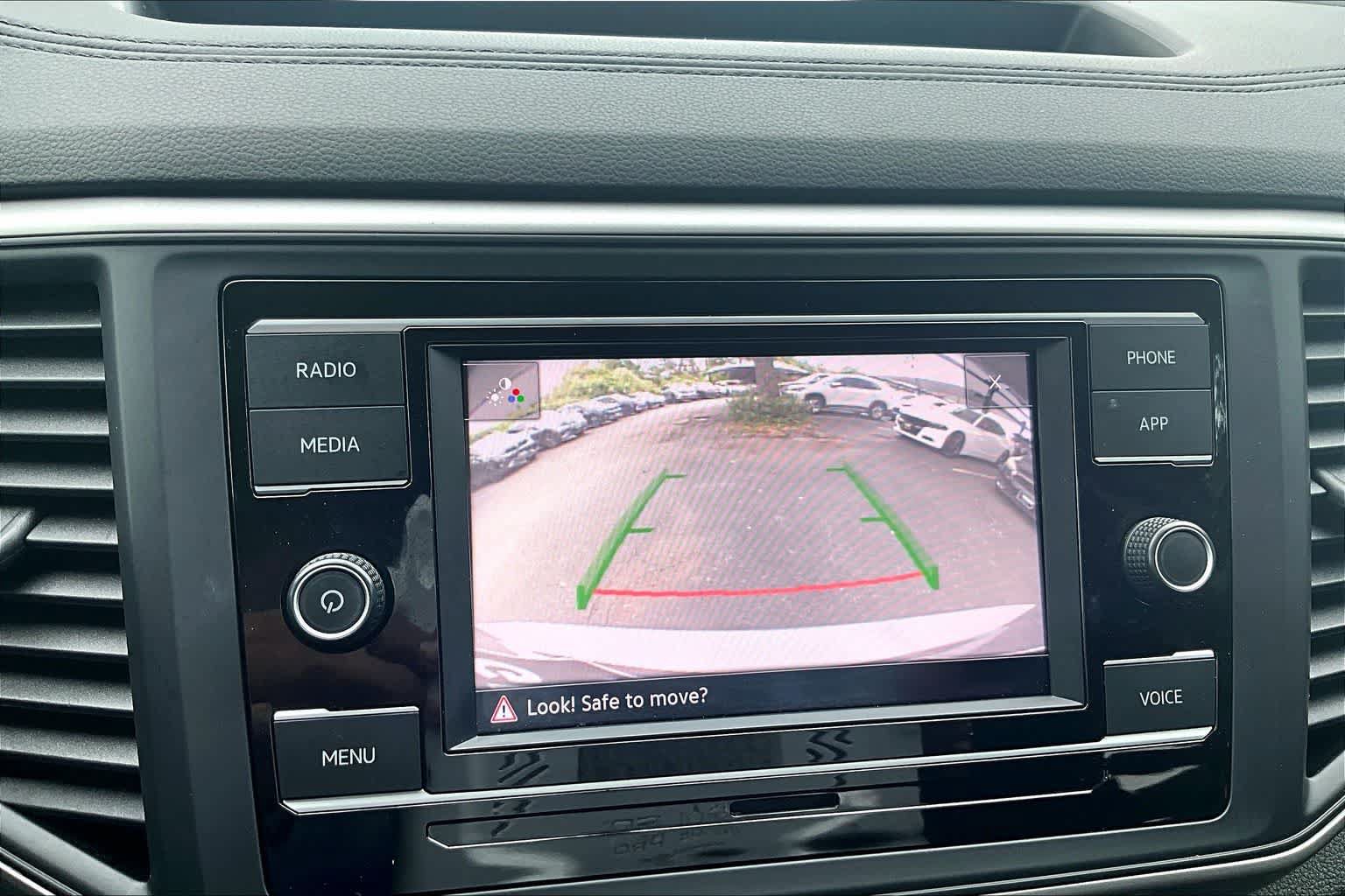 Used 2021 Volkswagen Atlas S FWD image 26
