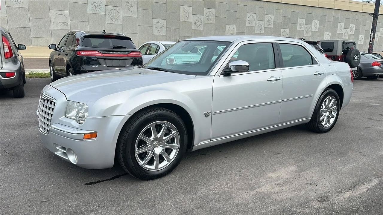 Used 2007 Chrysler 300 C RWD image 15