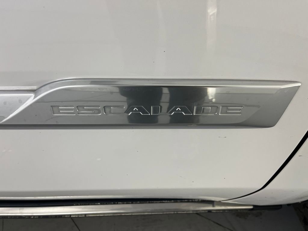 Used 2017 Cadillac Escalade Platinum image 55