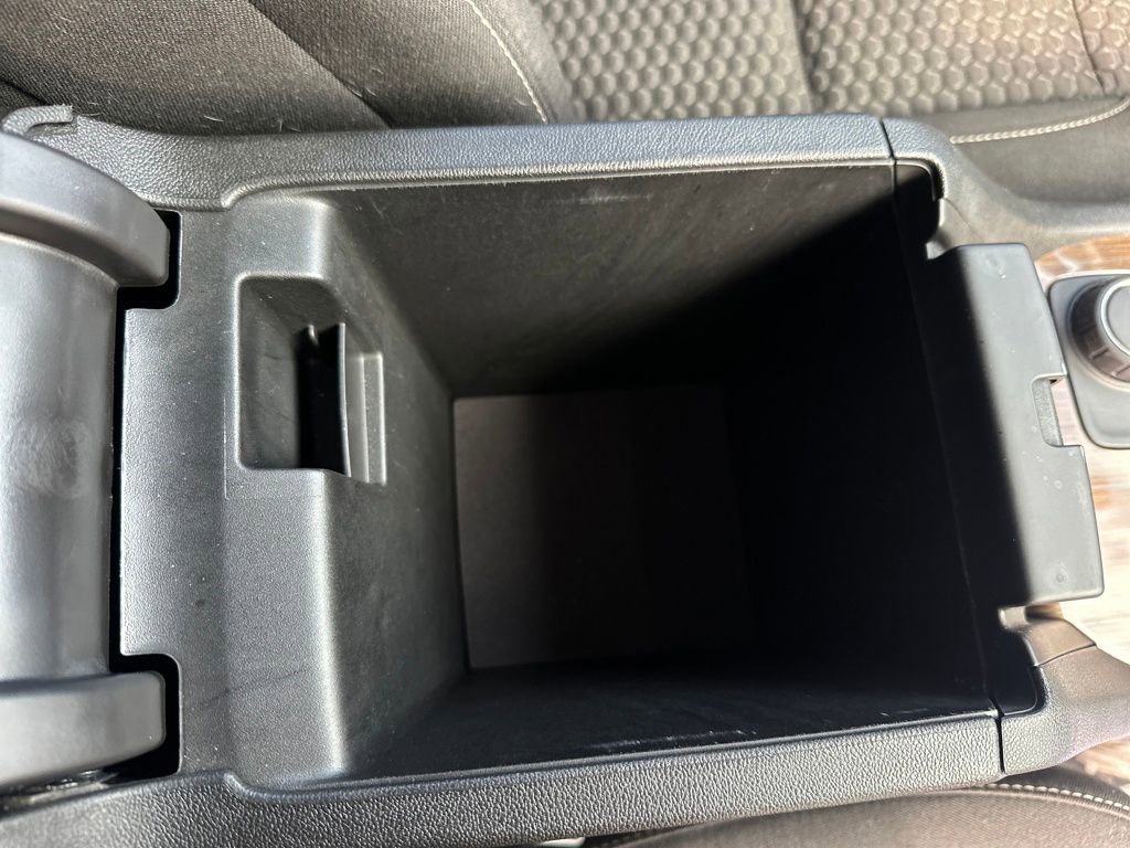 Used 2019 GMC Acadia SLE image 49