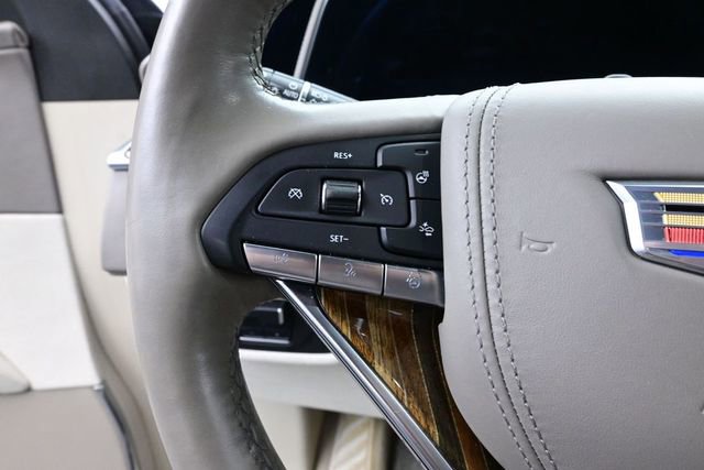 Used 2022 Cadillac Escalade Premium Luxury Platinum AWD/4WD image 32