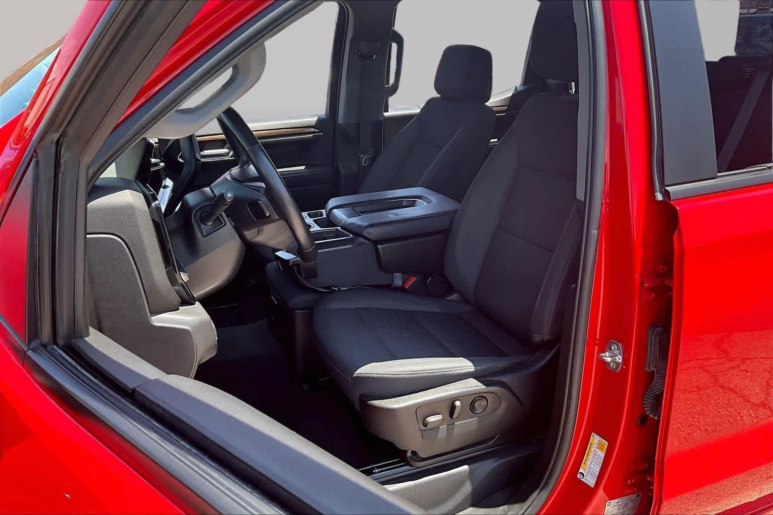 Used 2022 Chevrolet Silverado 1500 LT RWD image 8
