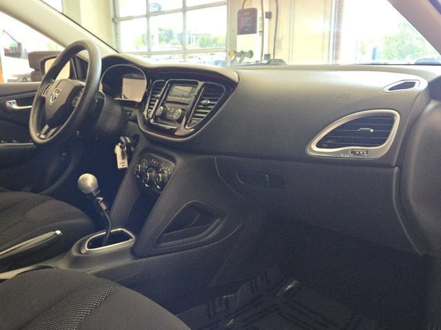 Used 2014 Dodge Dart SE w/ Convenience Group FWD image 4
