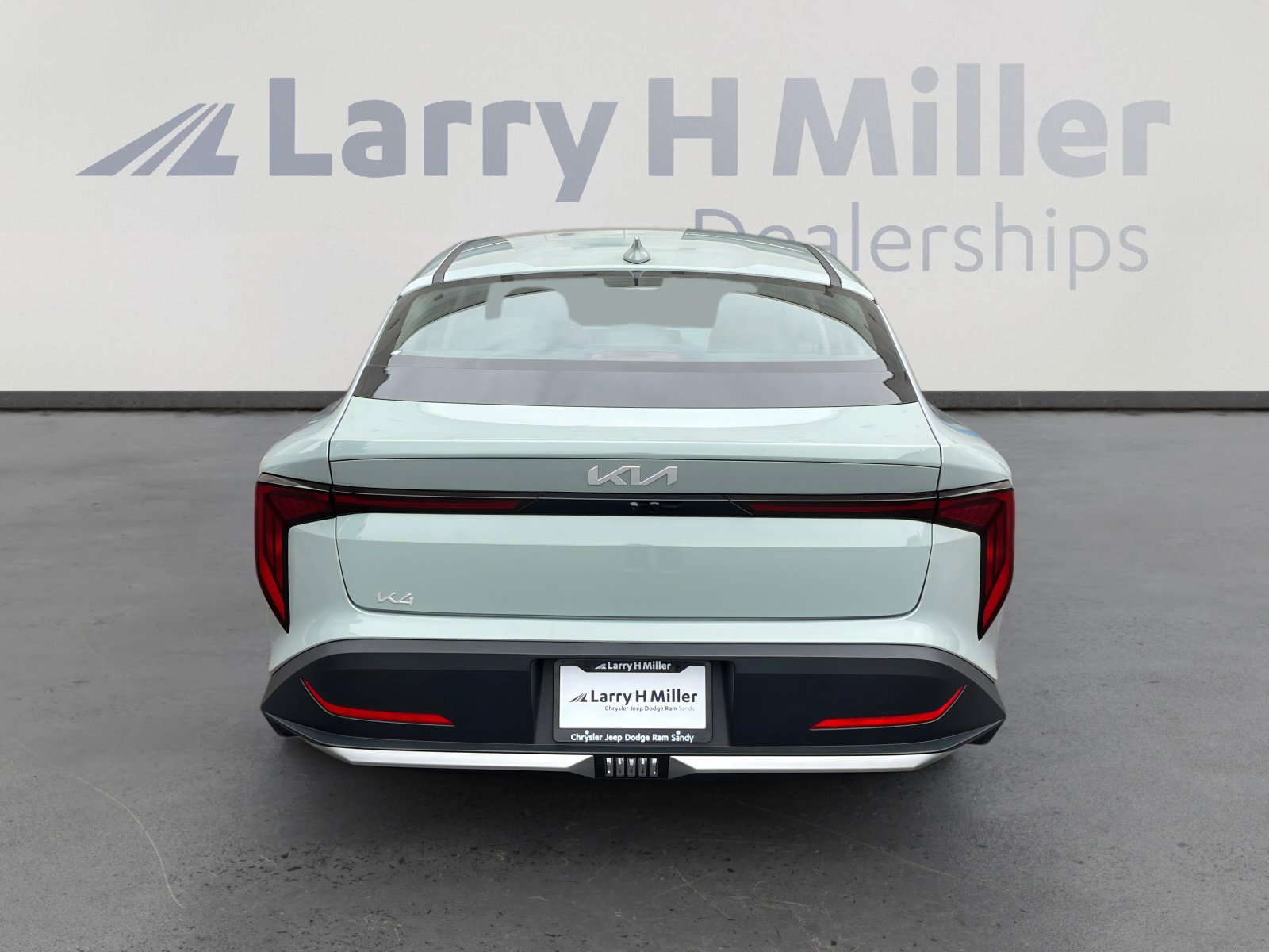 Used 2025 Kia K4 EX image 4