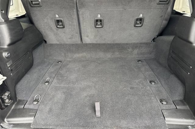 Used 2024 Jeep Wrangler Unlimited Sahara AWD/4WD image 17
