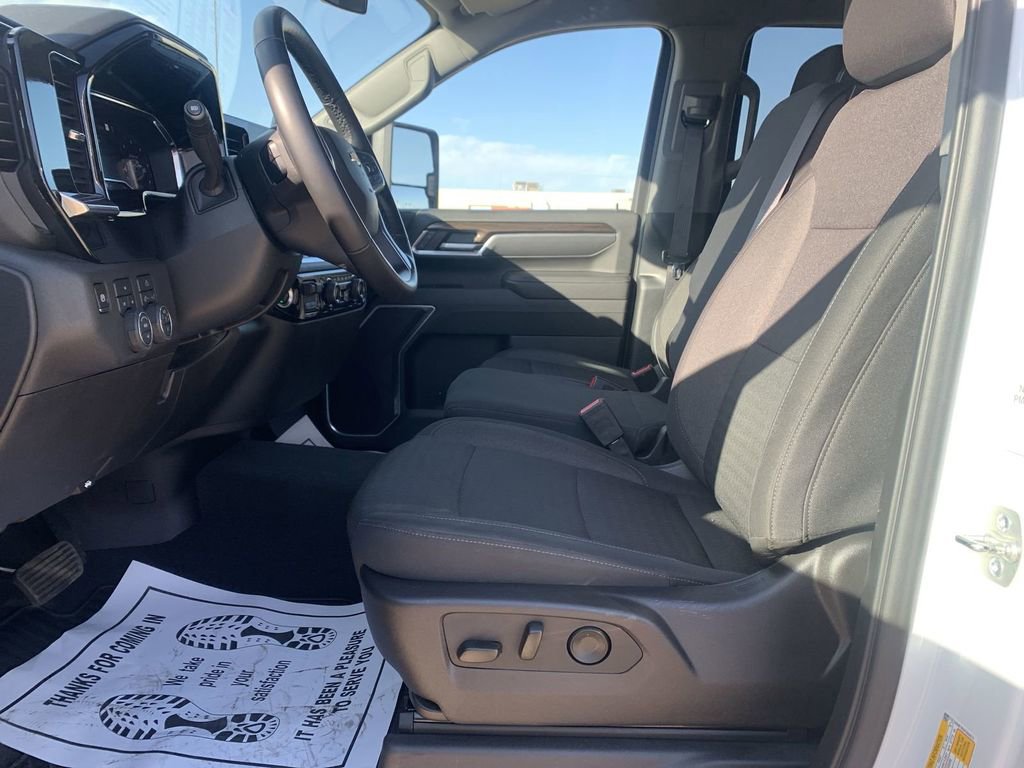 Certified 2025 Chevrolet Silverado 2500 LT w/ Convenience Package image 18