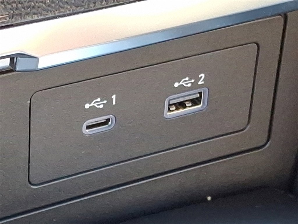 Used 2023 Nissan Armada SL w/ Midnight Edition Package image 26