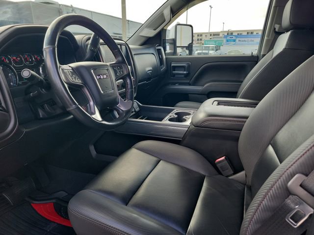 Used 2019 GMC Sierra 2500 SLT w/ All Terrain HD Package image 11