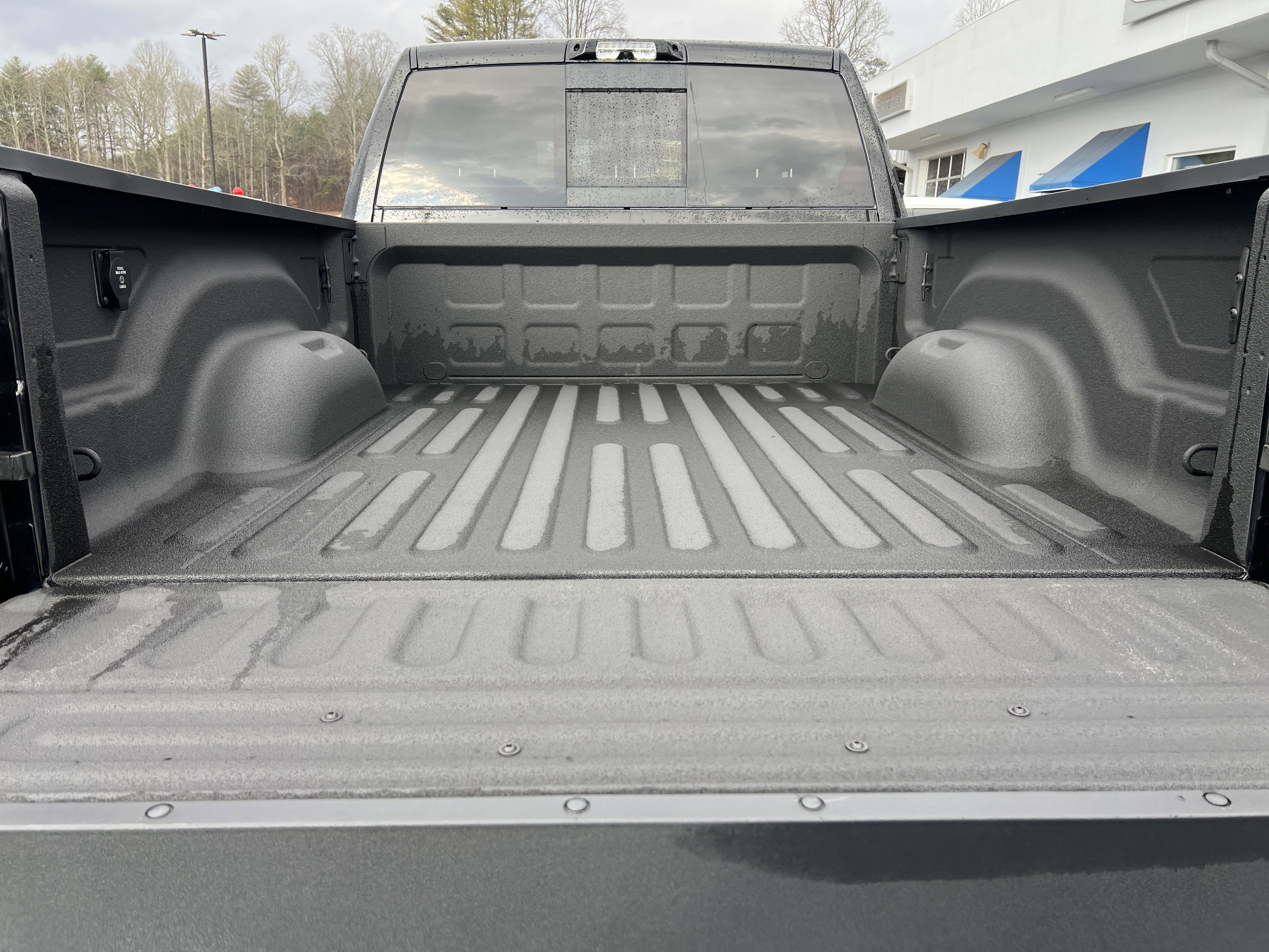 Used 2025 RAM 2500 Laramie image 8