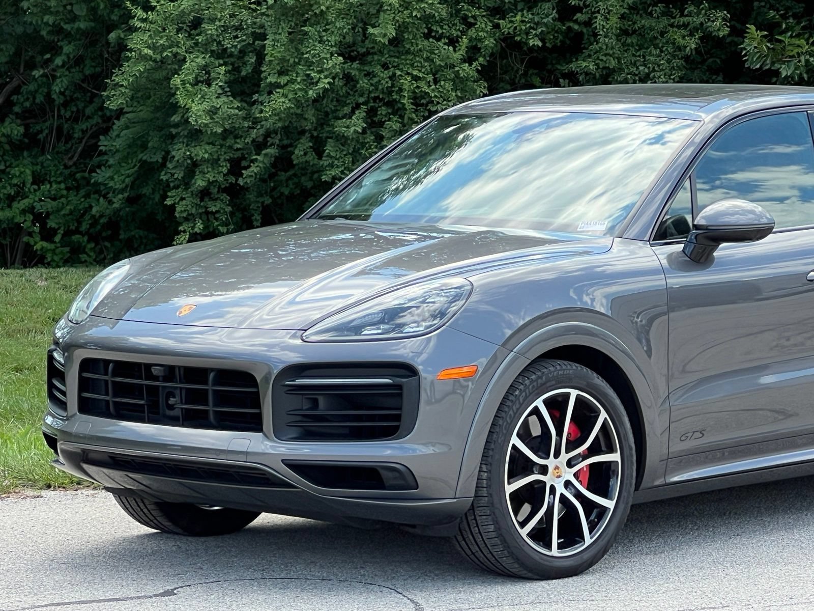 Certified 2023 Porsche Cayenne GTS AWD/4WD image 12