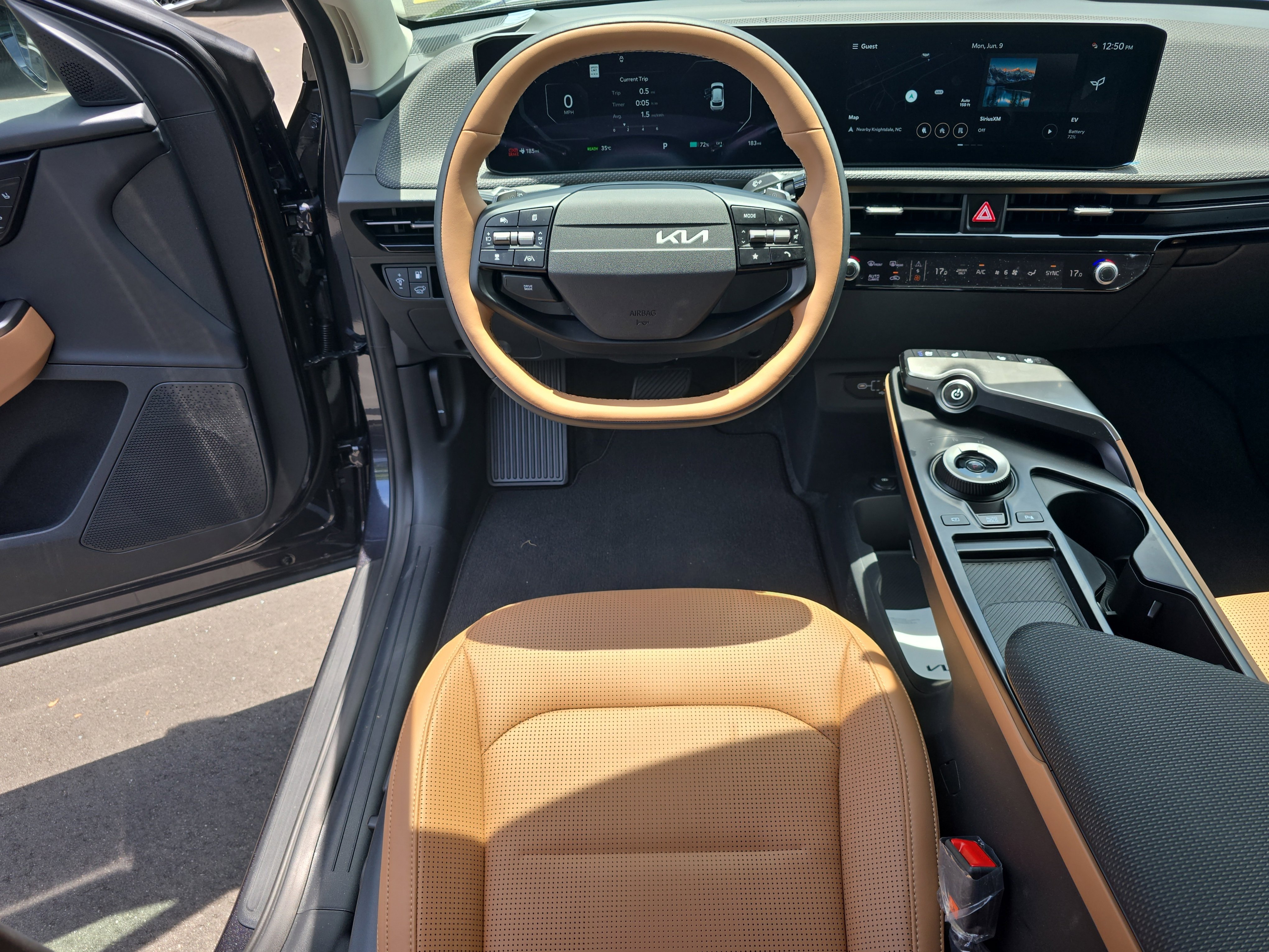 New 2025 Kia EV6 Wind image 16