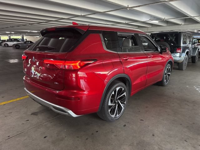 Used 2023 Mitsubishi Outlander SEL FWD image 4
