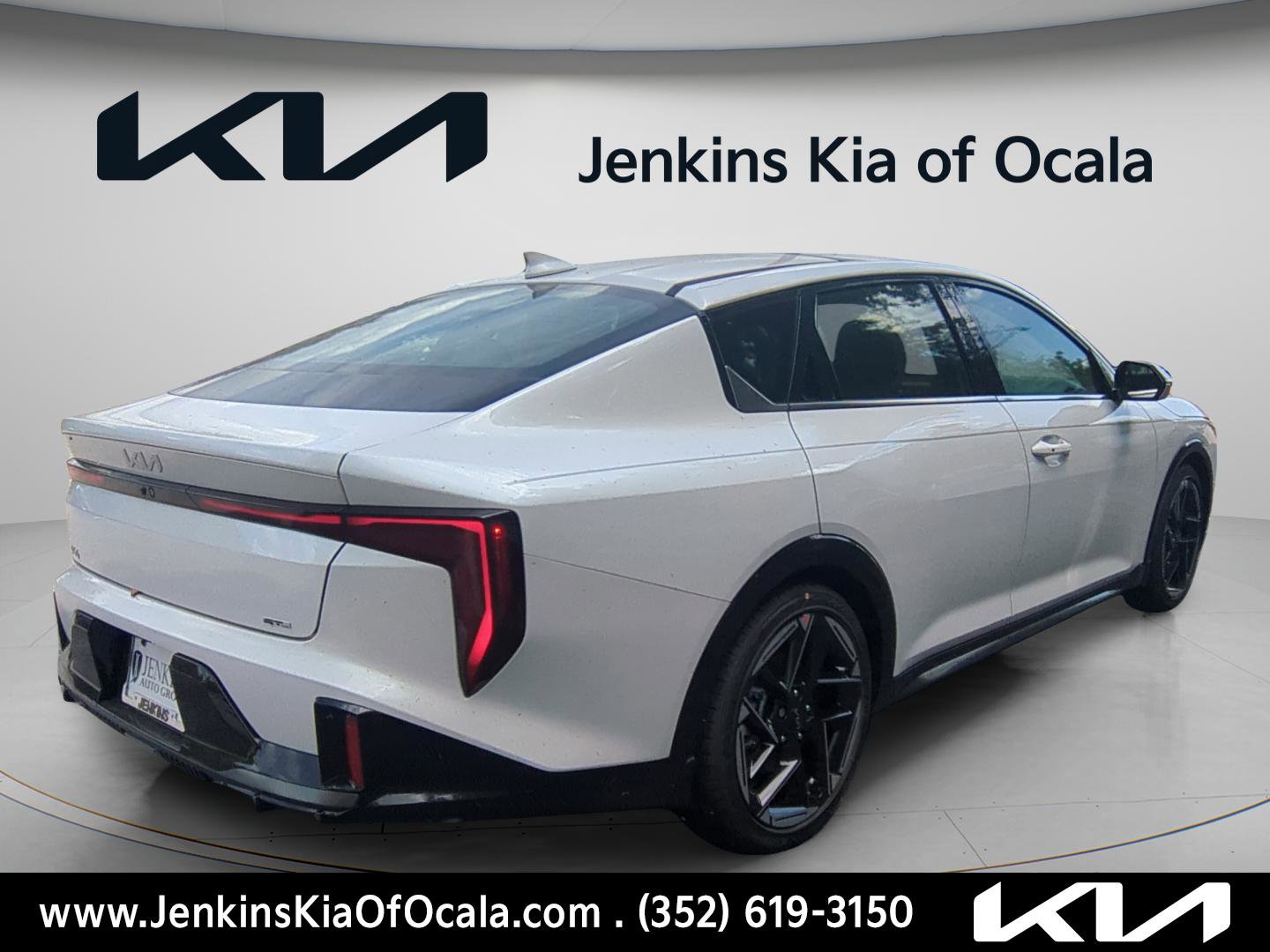 New 2026 Kia K4 GT-Line w/ GT-Line Premium Package FWD image 3