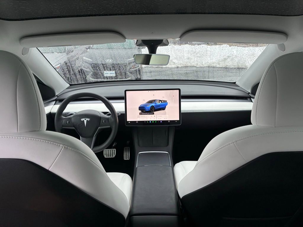 Used 2022 Tesla Model Y Performance image 14