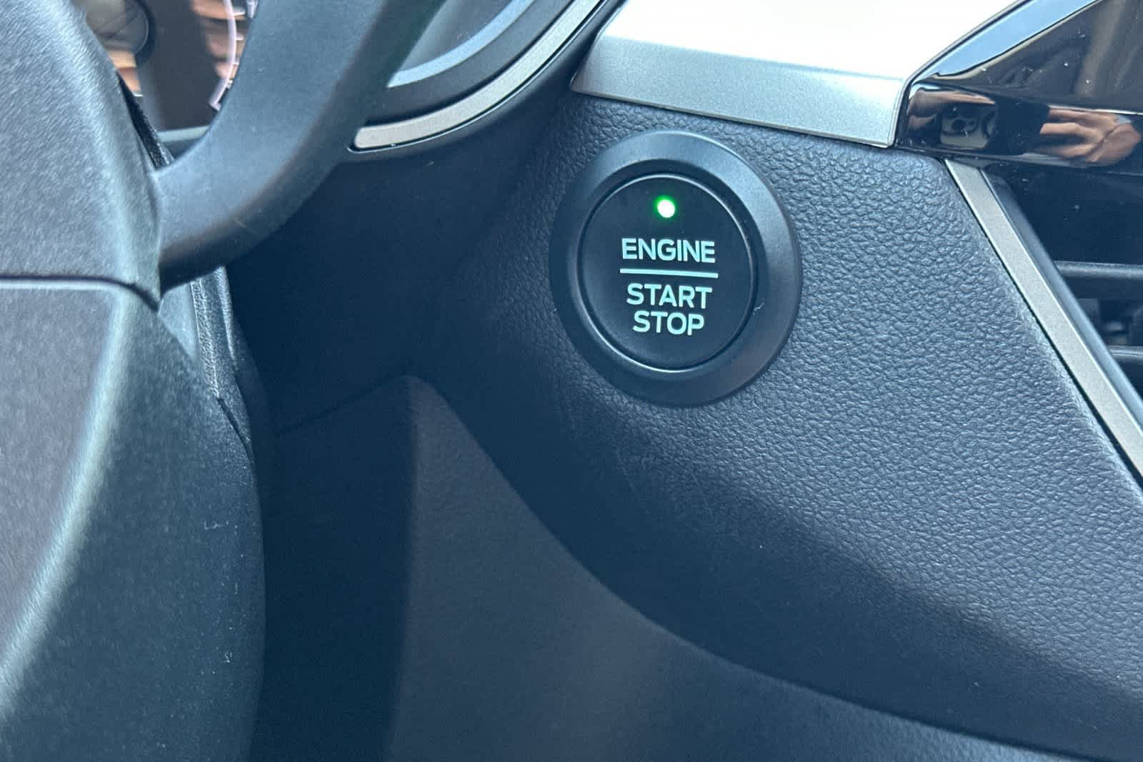 Certified 2020 Ford Escape SE AWD/4WD image 24