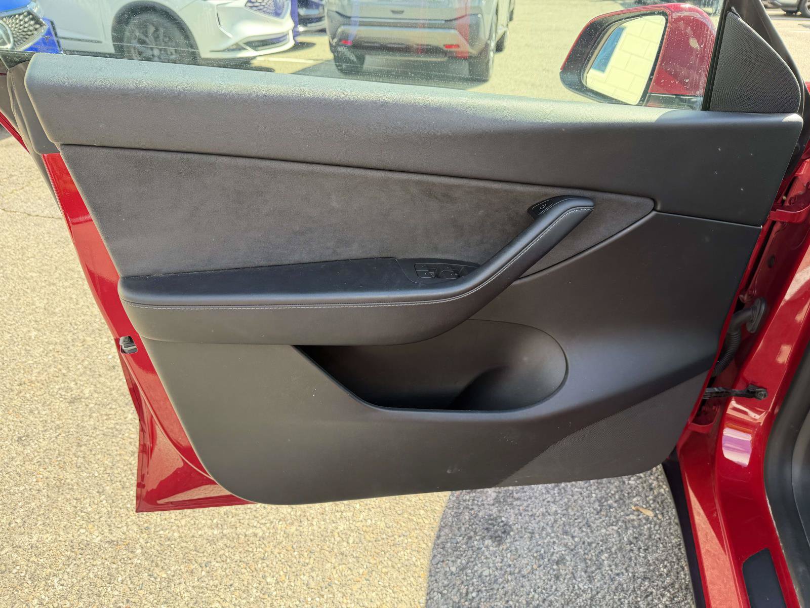 Used 2021 Tesla Model Y Long Range AWD/4WD image 11