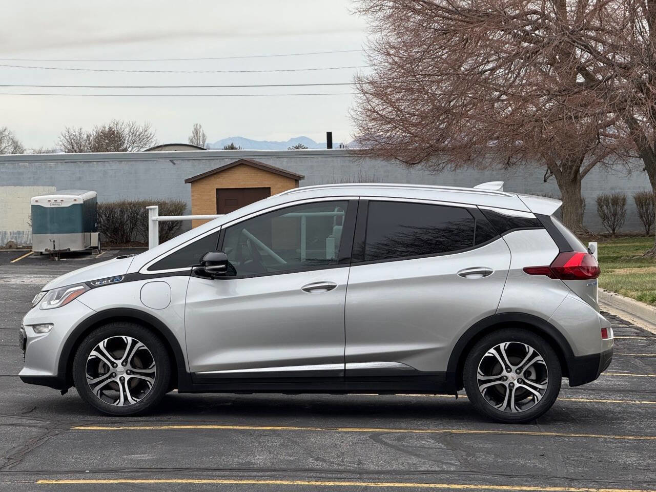Used 2021 Chevrolet Bolt Premier w/ Infotainment Package image 8