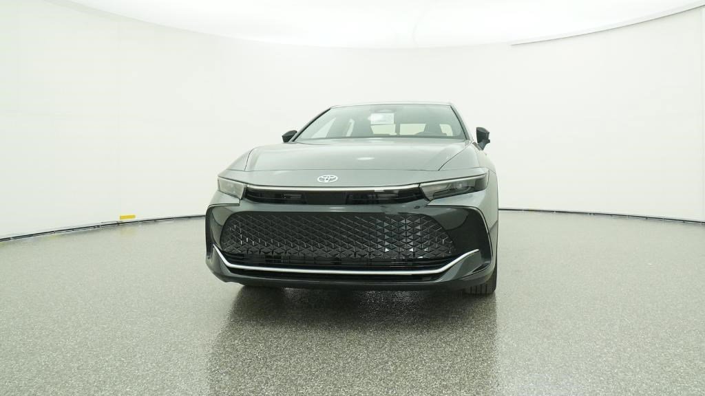 New 2026 Toyota Crown XLE image 3