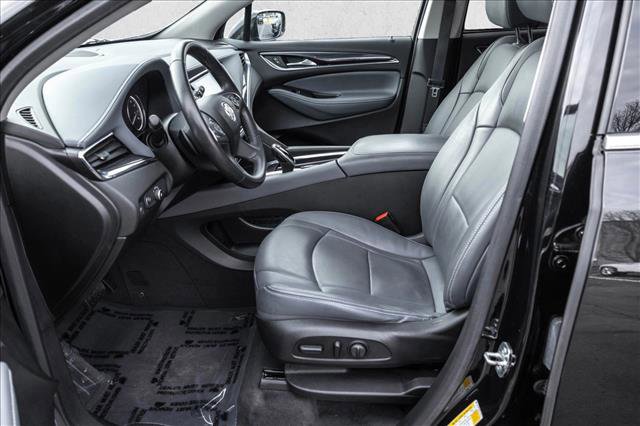 Used 2020 Buick Enclave Essence w/ Sport Touring Edition image 12