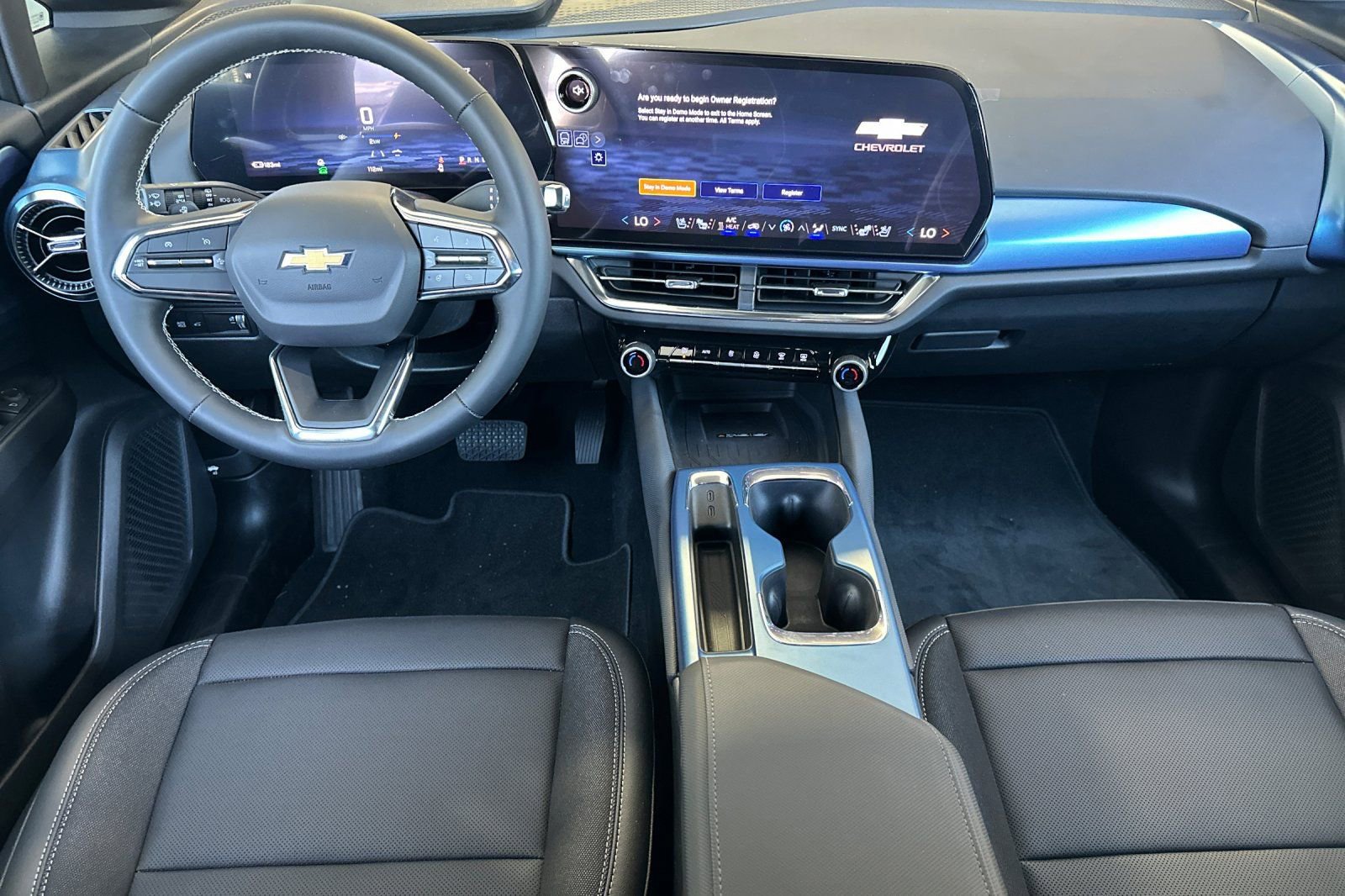 New 2026 Chevrolet Equinox EV LT w/ Convenience Package II FWD image 15