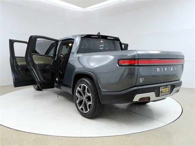 Used 2023 Rivian R1T Adventure image 11