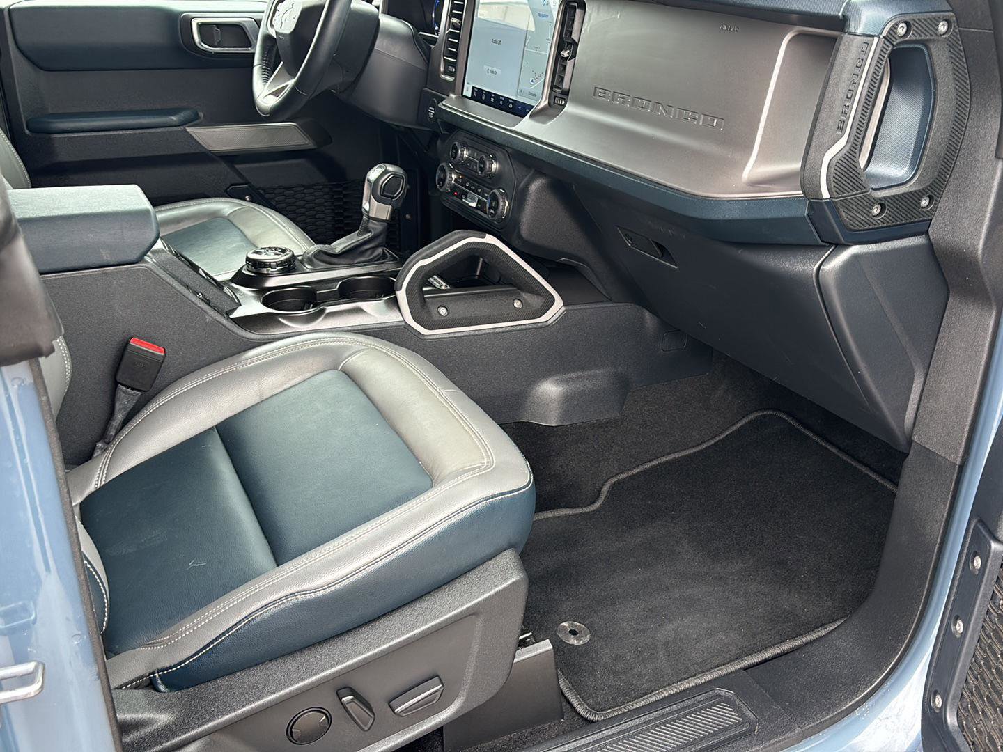 Used 2023 Ford Bronco Outer Banks image 23