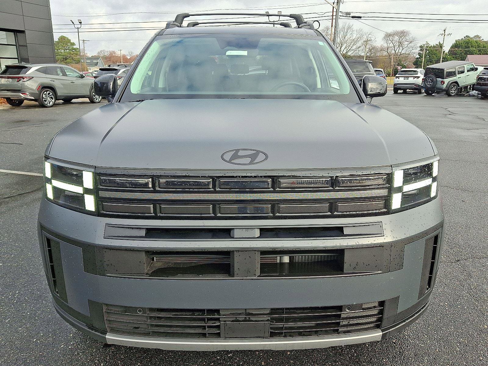 Used 2025 Hyundai Santa Fe XRT image 2