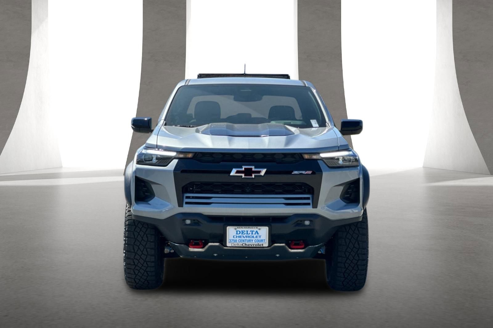 New 2026 Chevrolet Colorado ZR2 w/ Midnight Edition AWD/4WD image 9