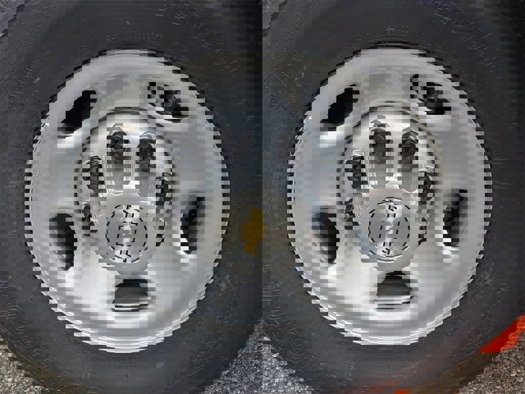 New 2025 Chevrolet Express 2500 w/ Communications Package image 18