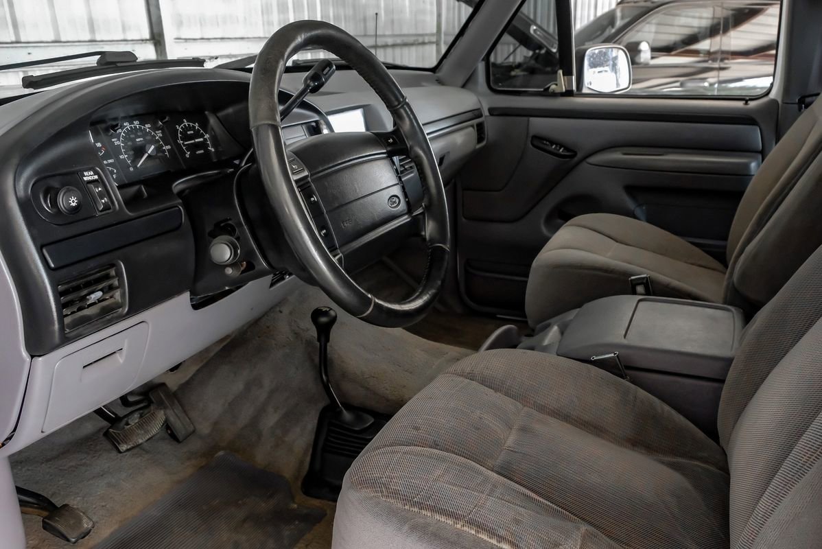Used 1996 Ford Bronco XLT AWD/4WD image 14