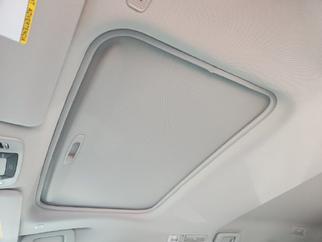 New 2026 Toyota Sienna XLE FWD image 24