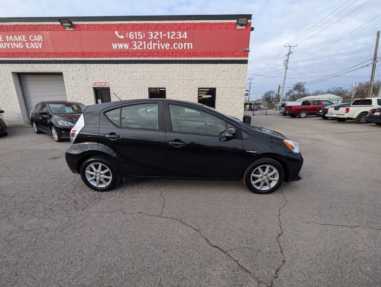 Used 2014 Toyota Prius C Four image 5