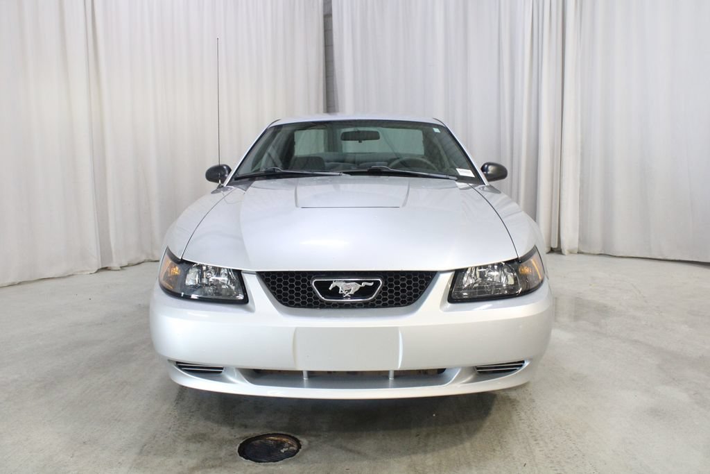 Used 2003 Ford Mustang Coupe RWD image 30