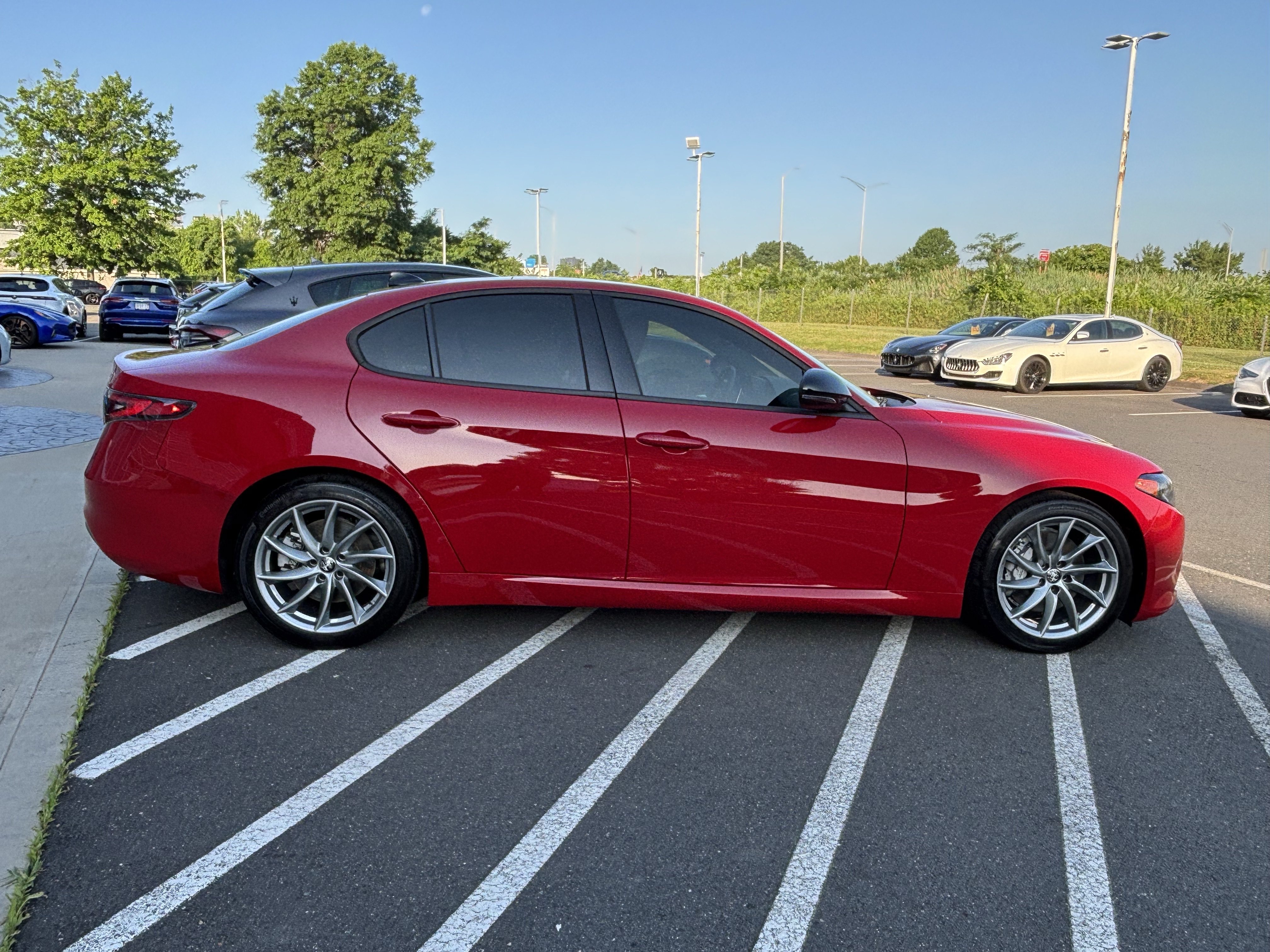 Certified 2024 Alfa Romeo Giulia Sprint RWD image 9