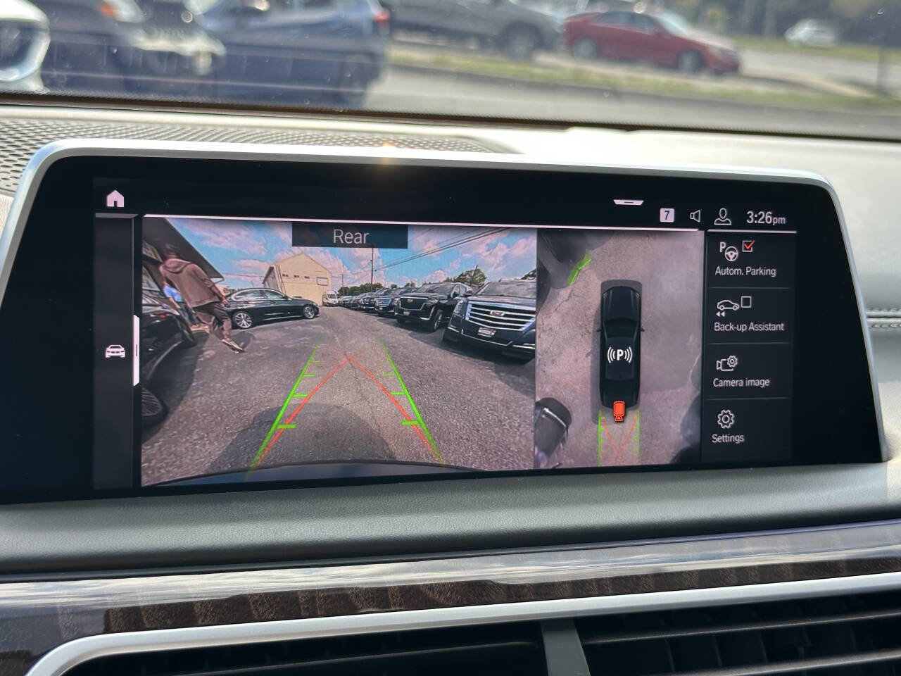 Used 2020 BMW M760i xDrive image 64