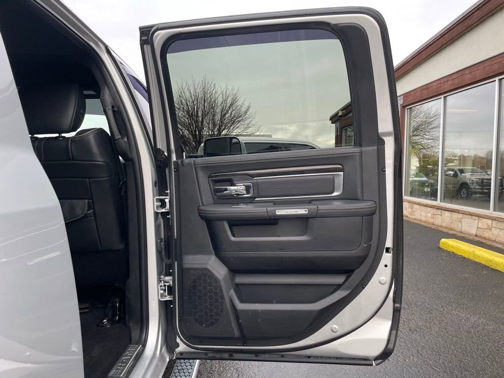 Used 2017 RAM 2500 Limited AWD/4WD image 18