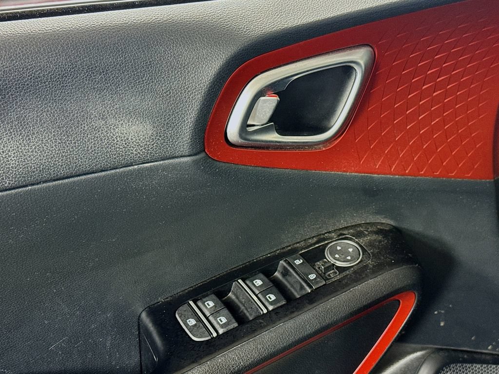 Used 2024 Kia Soul GT-Line FWD image 18