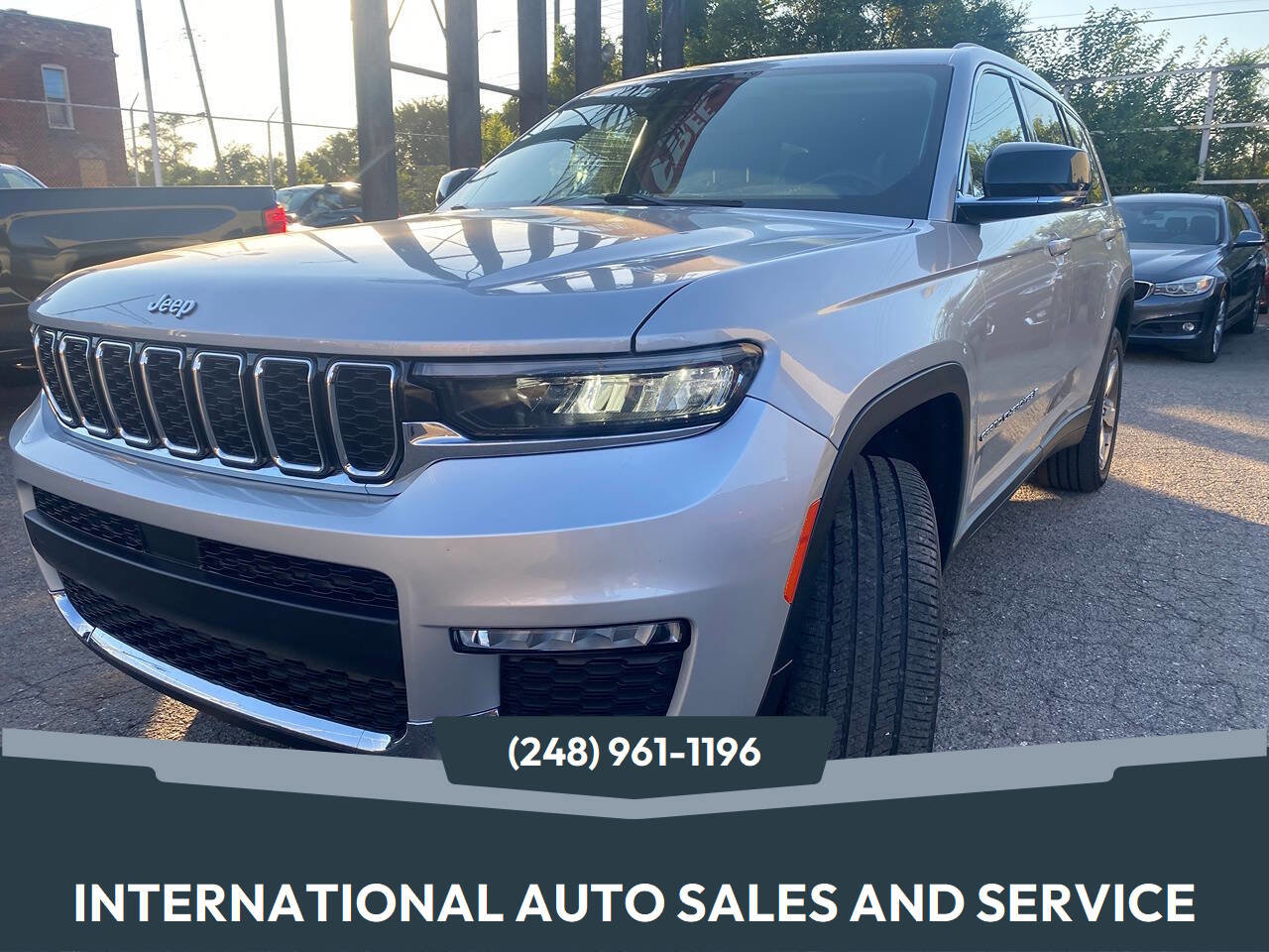 Used 2021 Jeep Grand Cherokee L Limited image 1