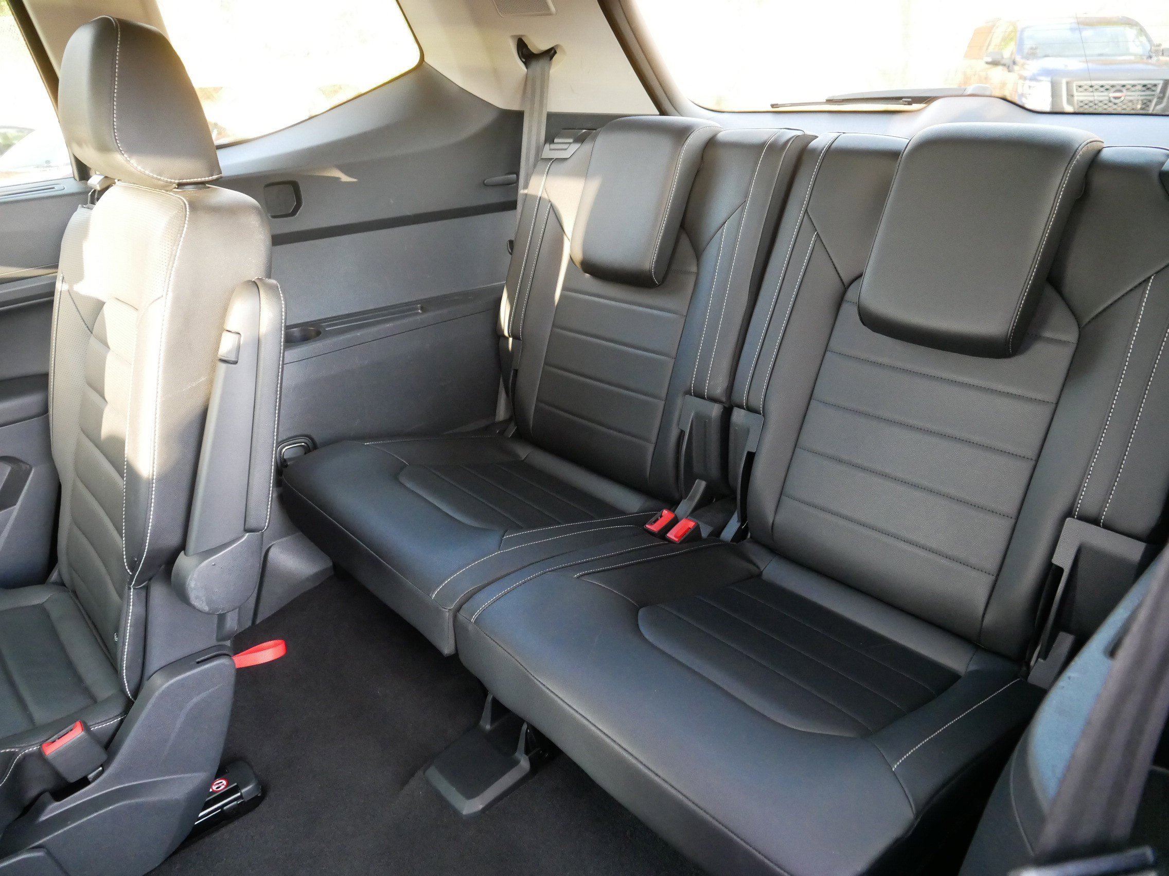 Used 2021 Volkswagen Atlas SEL Premium AWD/4WD image 36