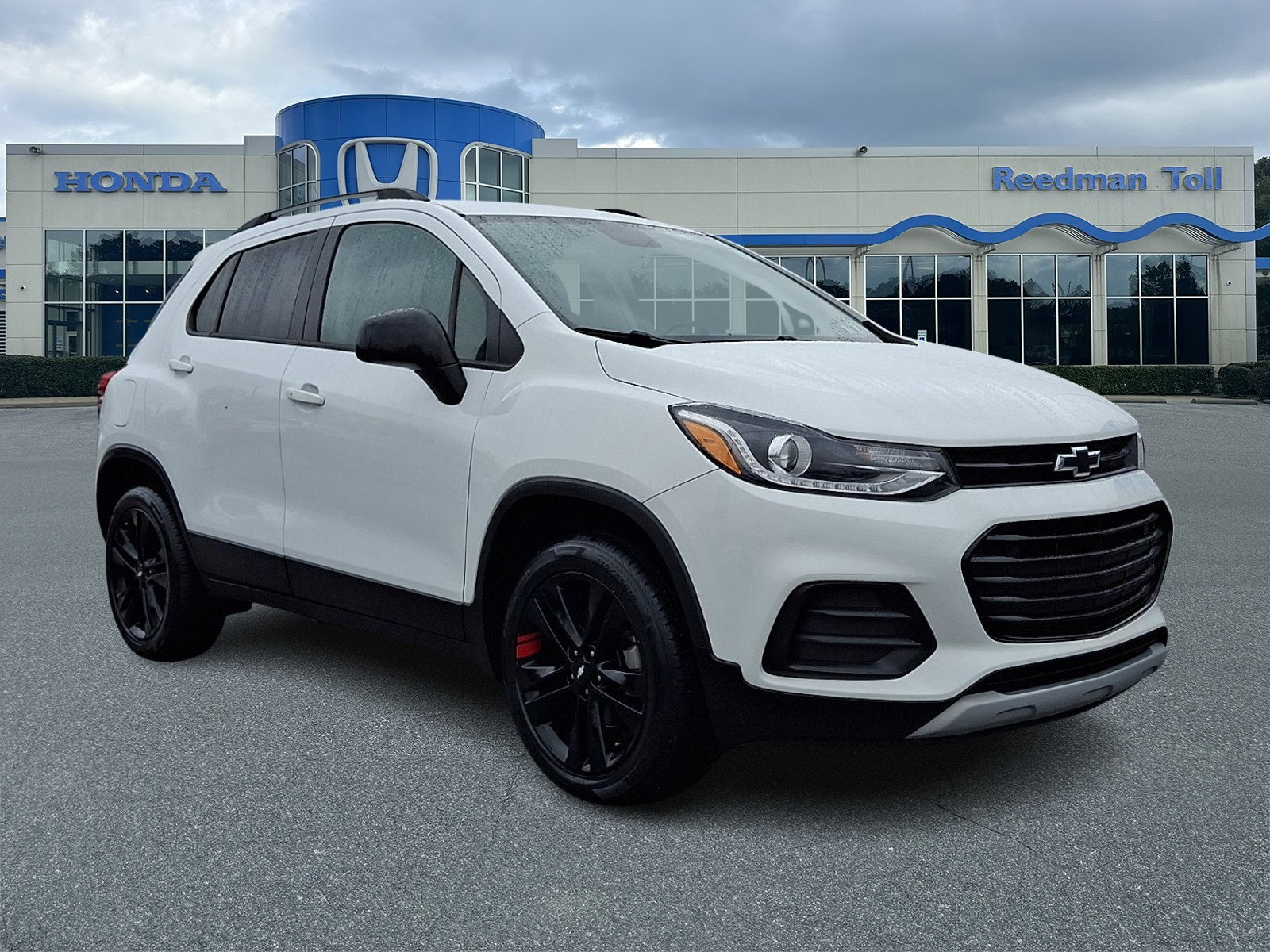 Used 2021 Chevrolet Trax LT w/ Redline Edition image 1