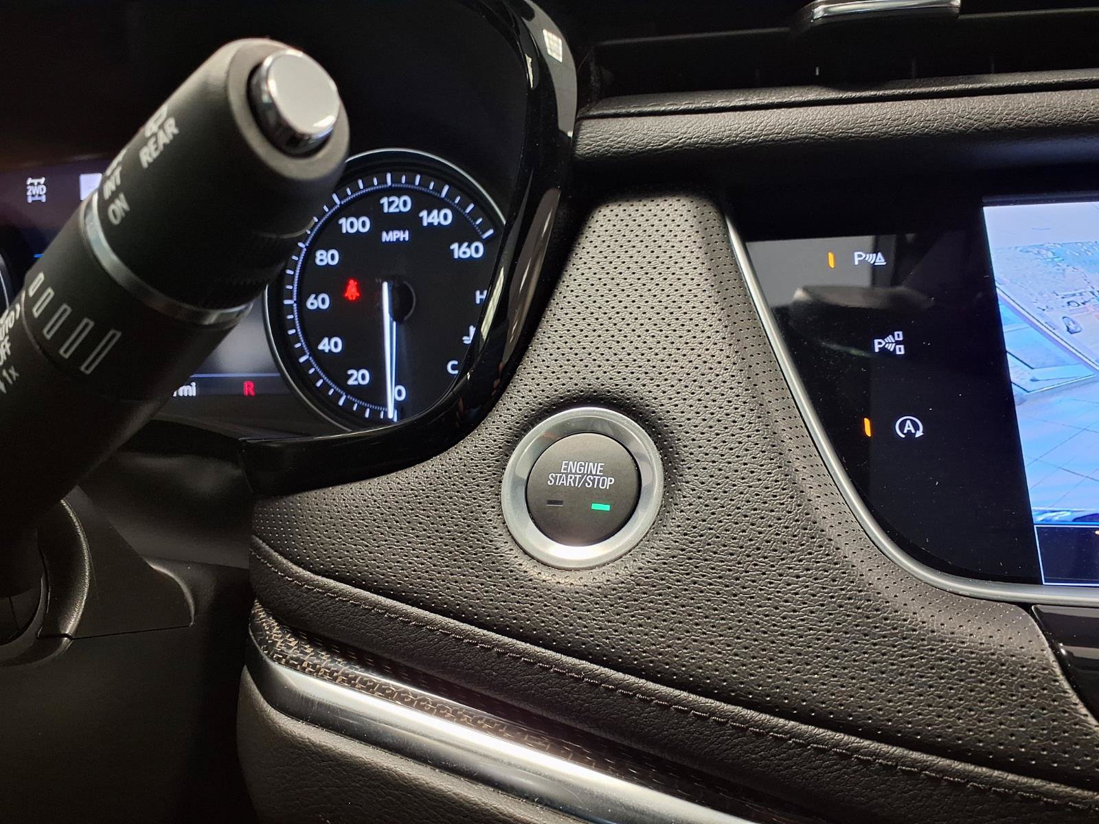 Certified 2025 Cadillac XT5 Sportv w/ Technology Package AWD/4WD image 28