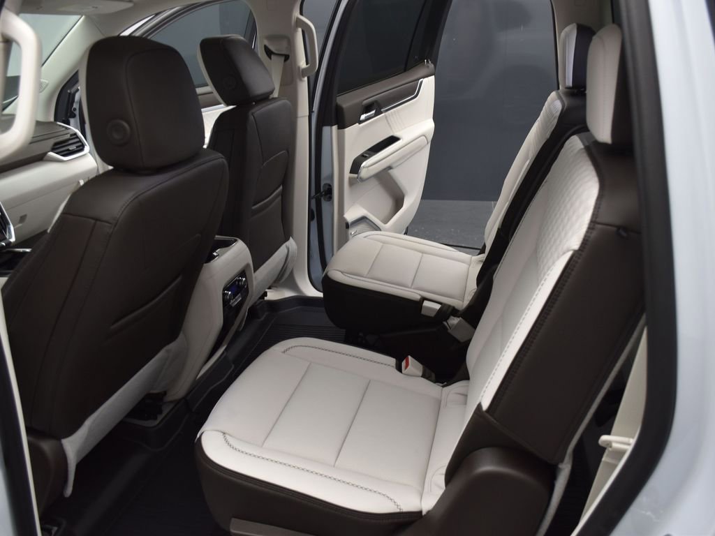 New 2026 GMC Acadia Denali w/ Super Cruise Package image 19