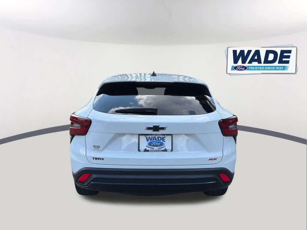 Used 2024 Chevrolet Trax RS w/ Driver Confidence Package FWD image 6