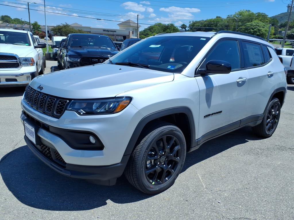 New 2026 Jeep Compass Latitude AWD/4WD image 8