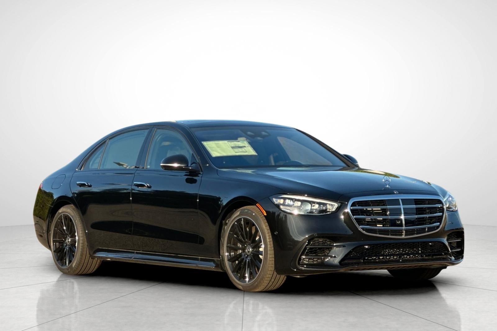 New 2025 Mercedes-Benz S 580 4MATIC Sedan image 28