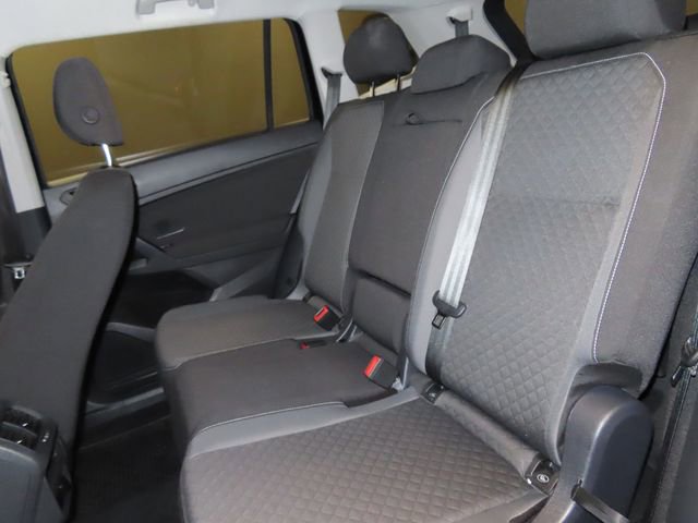Used 2021 Volkswagen Tiguan S FWD image 20