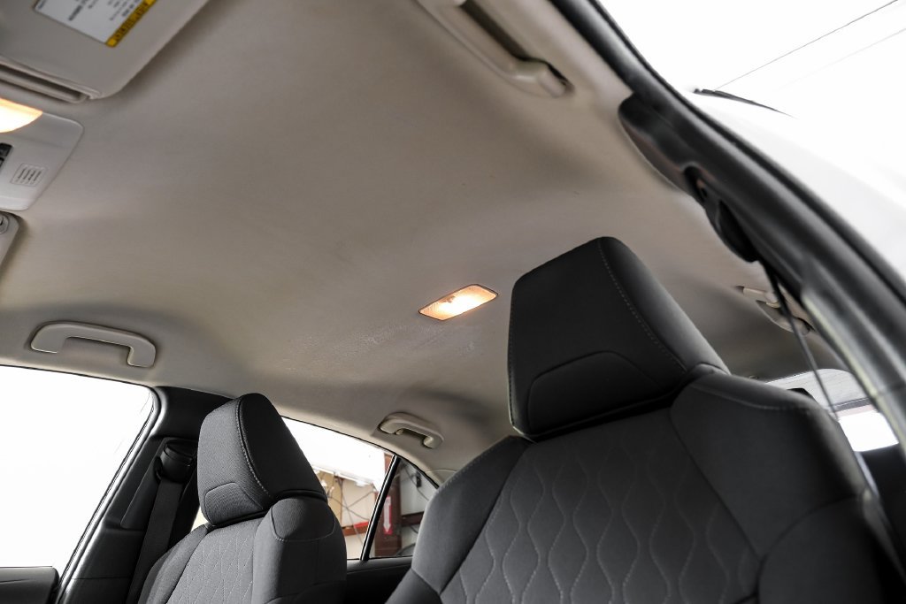 Used 2020 Toyota Corolla LE FWD image 30