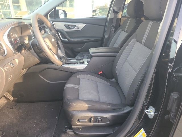 Used 2025 Chevrolet Blazer LT image 16
